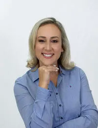 Juliana Meirelles - Registered Clinical Counsellor